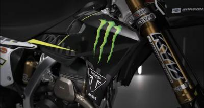 Triumph mostra la moto ufficiale del Mondiale MX2