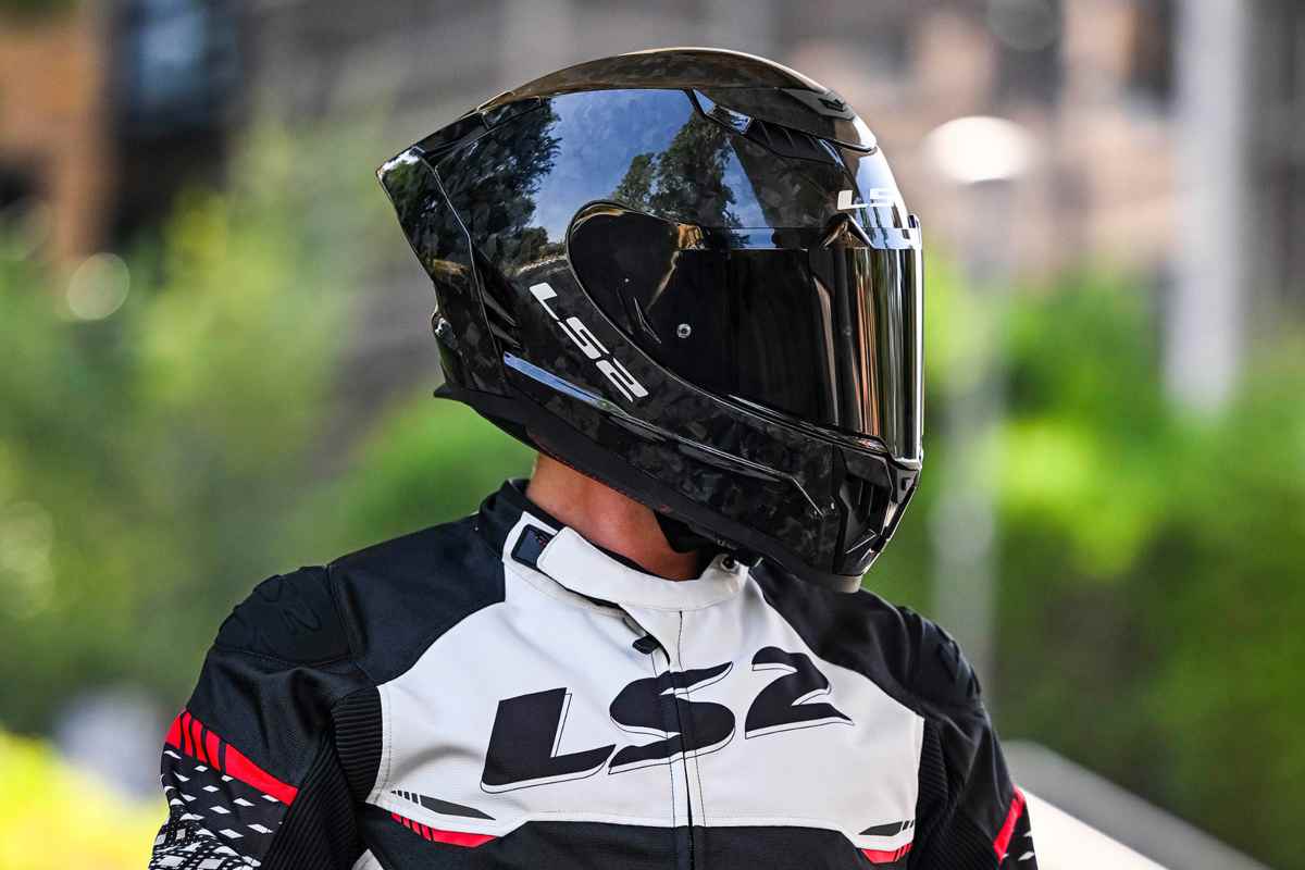 Casco LS2 di ultima generazione