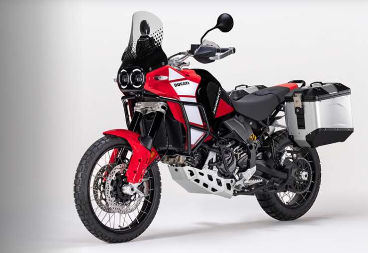 Ducati DesertX moto crossover
