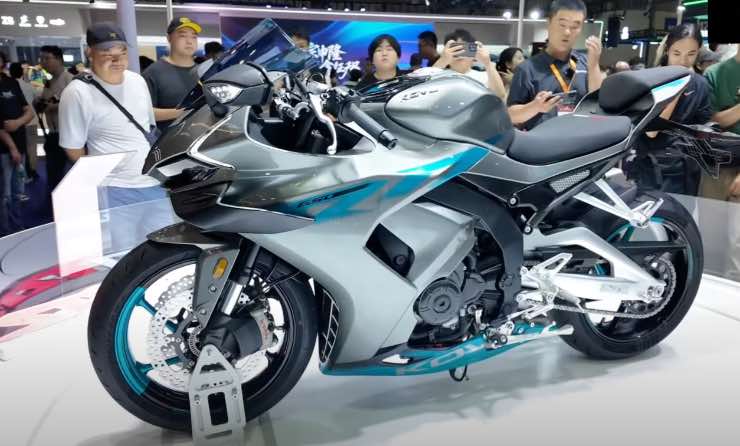 Kove 650RR moto sportiva