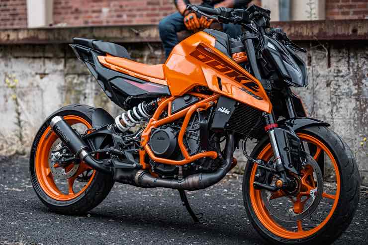 KTM 390 Duke moto usata