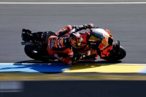 Maverick Vinales in sella alla KTM