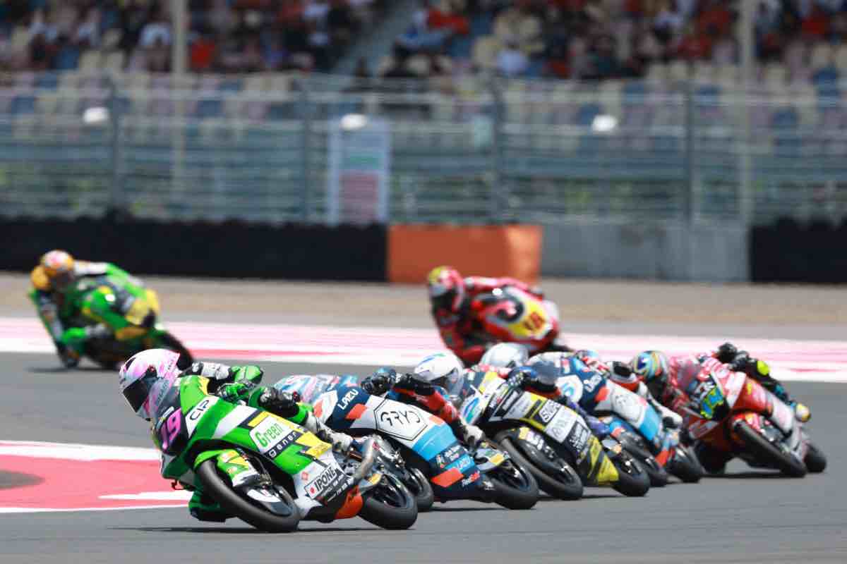 Ambulanza tragedia Moto3 Dettwiler Rueda incidente