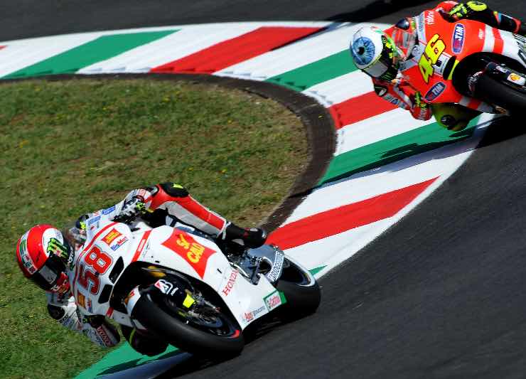 Rossi Simoncelli problemi addio MotoGP