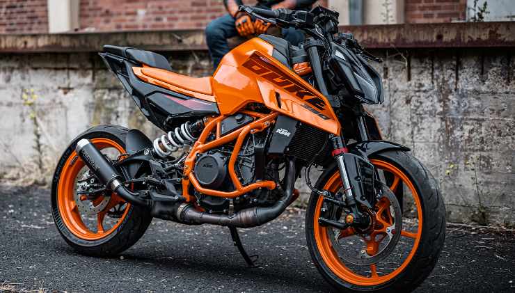 La KTM-390-DUKE, una delle moto oggetto del richiamo