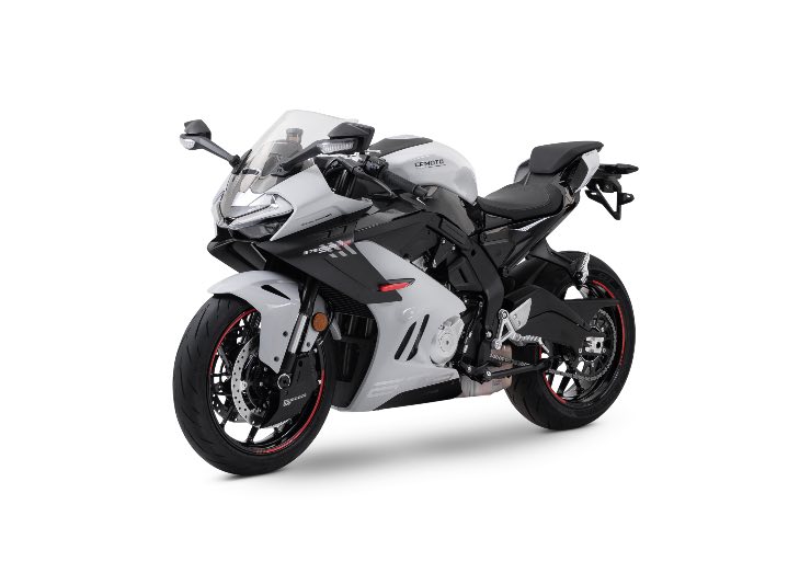 CFMoto 675 SR R novità moto Cina