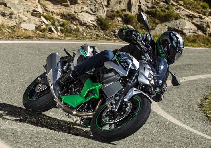 Kawasaki Z7 Hybrid moto