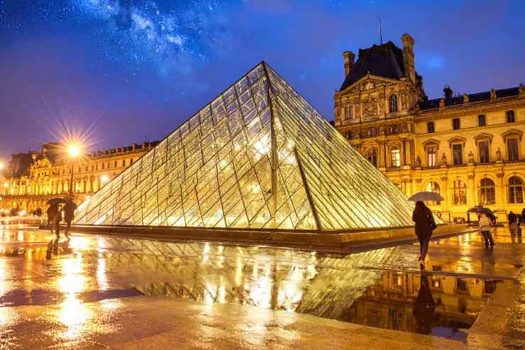 Moto Louvre furto Abdoulaye