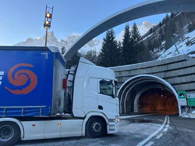 Traforo Monte Bianco tunnel riaperto
