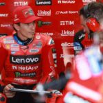 Marquez nel box Ducati