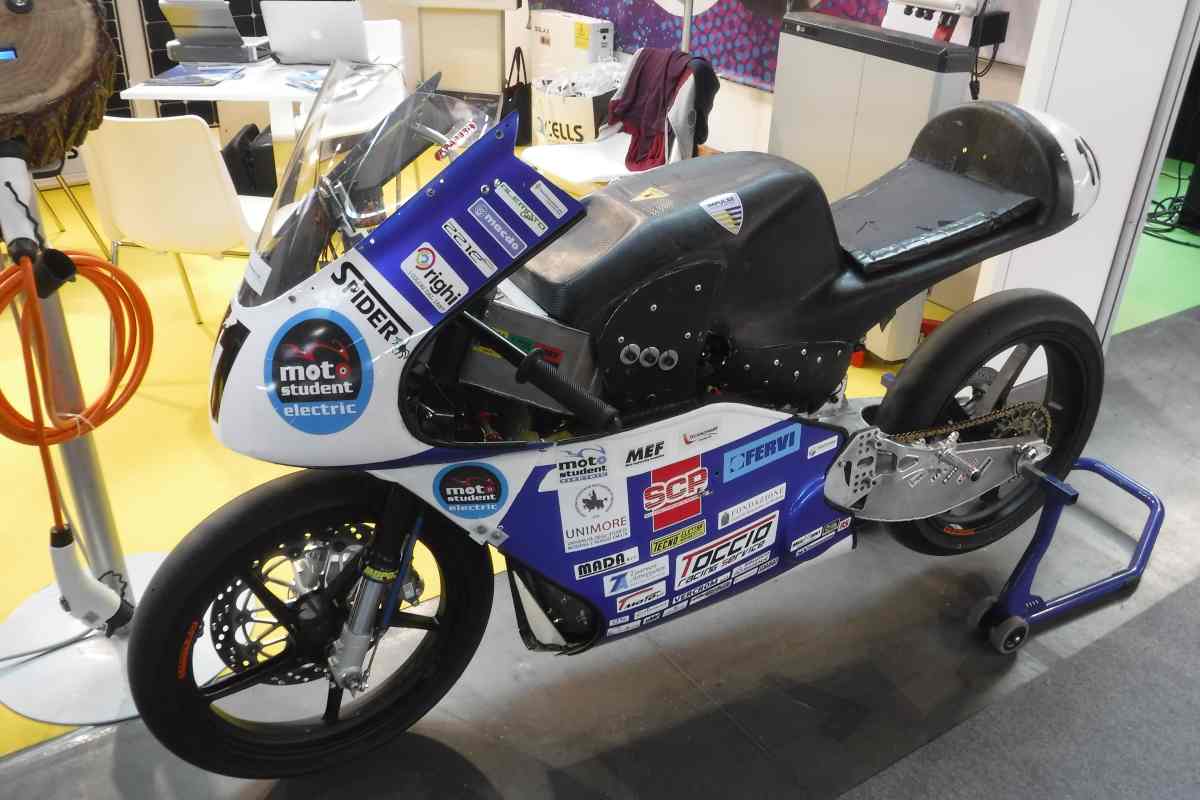 Moto elettrica in esposizione