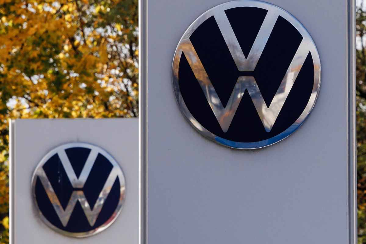 volkswagen fabbrica logo