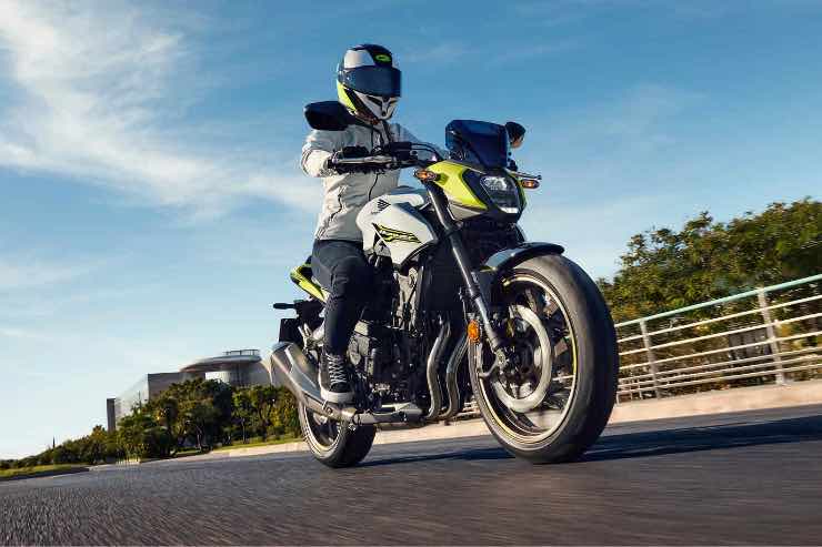 honda cb500 hornet novità sconto